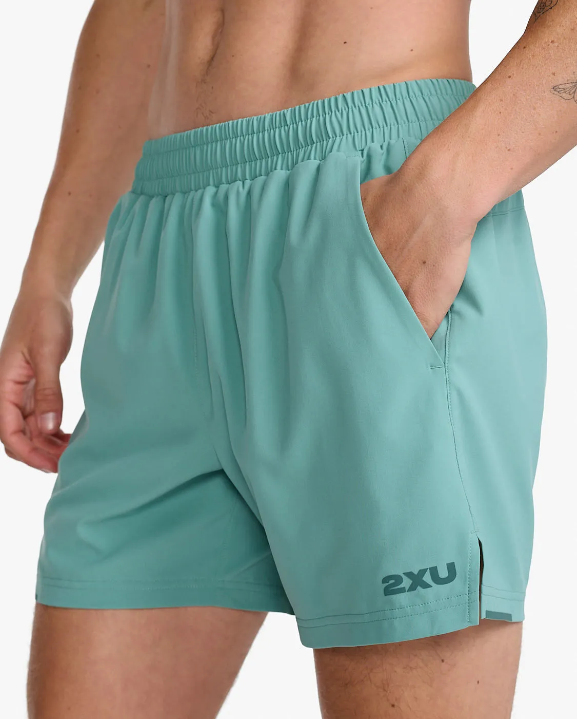 2XU Aero 7 Inch Men's Running Shorts (Raft/Pine Reflective)
