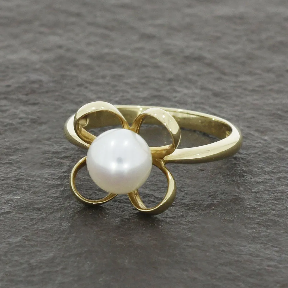 9ct Yellow Gold White Freshwater Pearl Dress Ring
