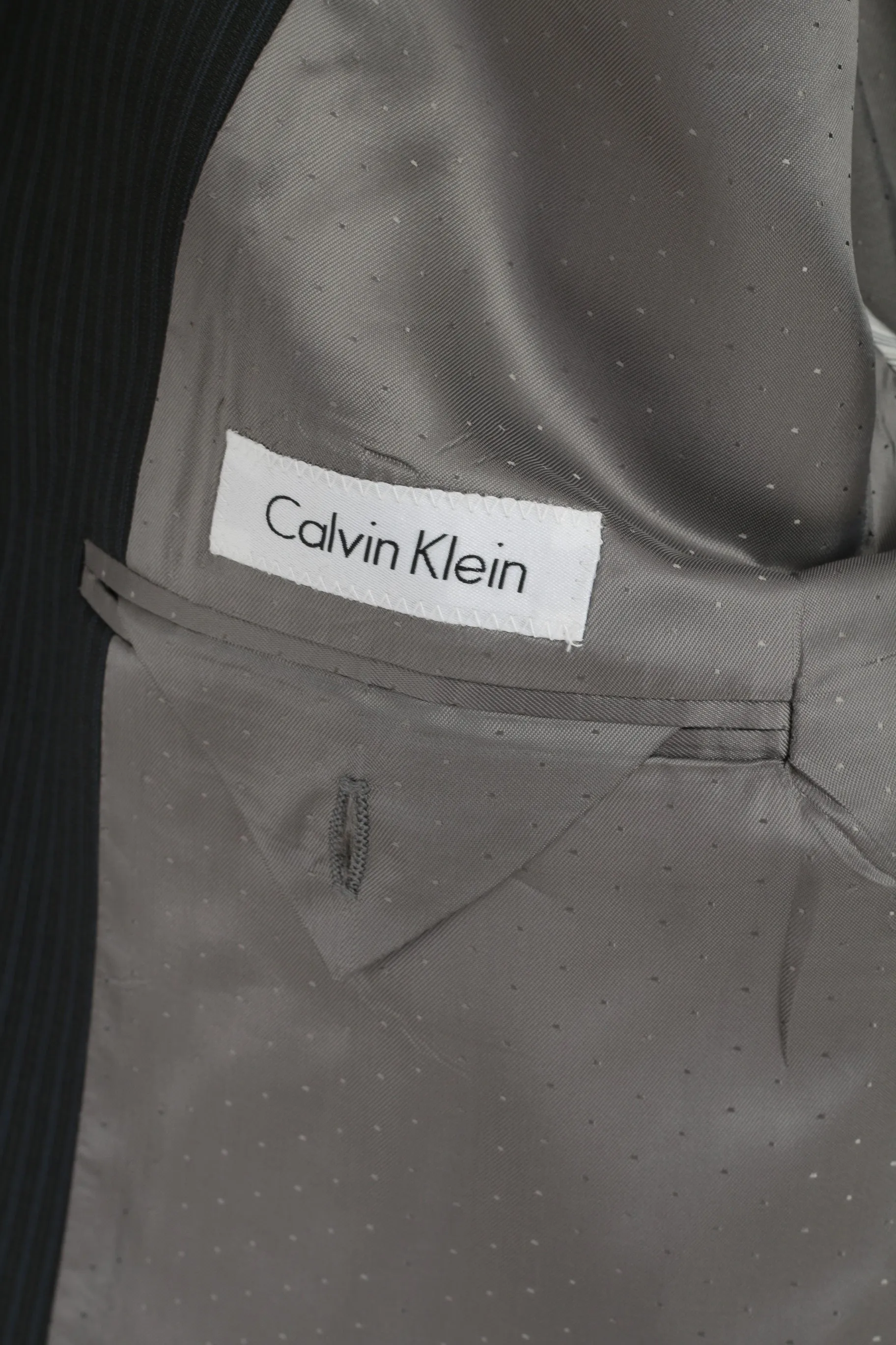 Calvin Klein Men 44 R Jacket Navy Striped Single Breasted 100% Wool Blazer