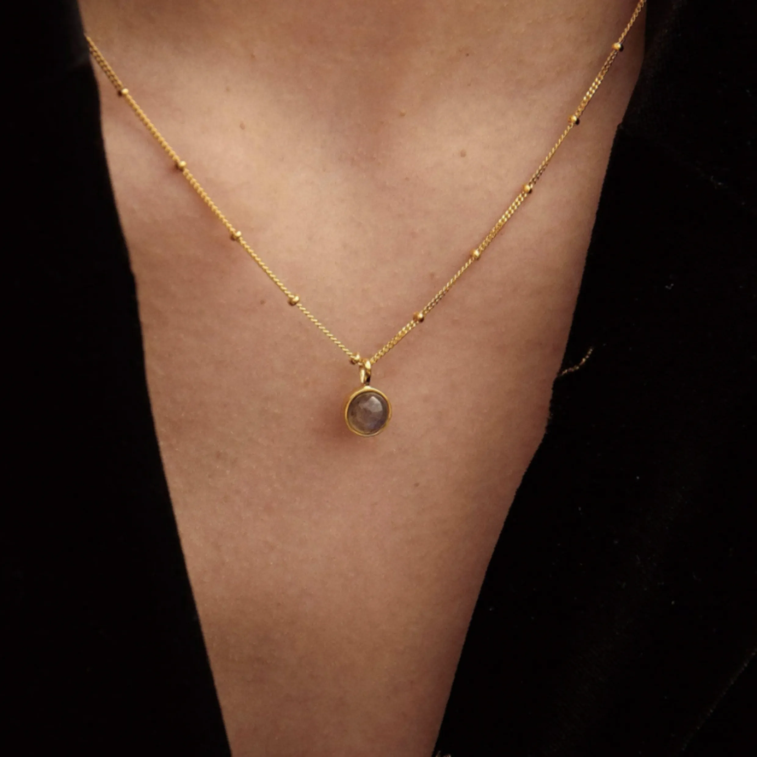 Daisy London Labradorite Healing Stone Necklace 18Ct Gold Plate HN1007_GP