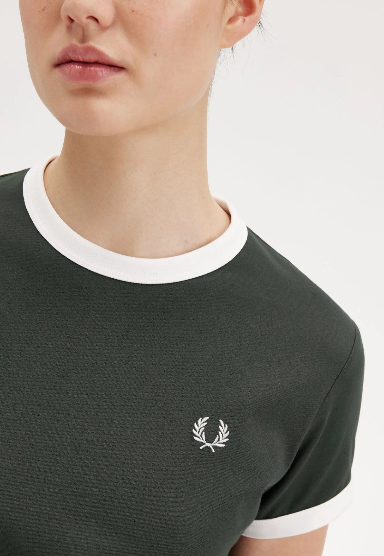 Fred Perry - Cropped Ringer Court Green - T-Shirt