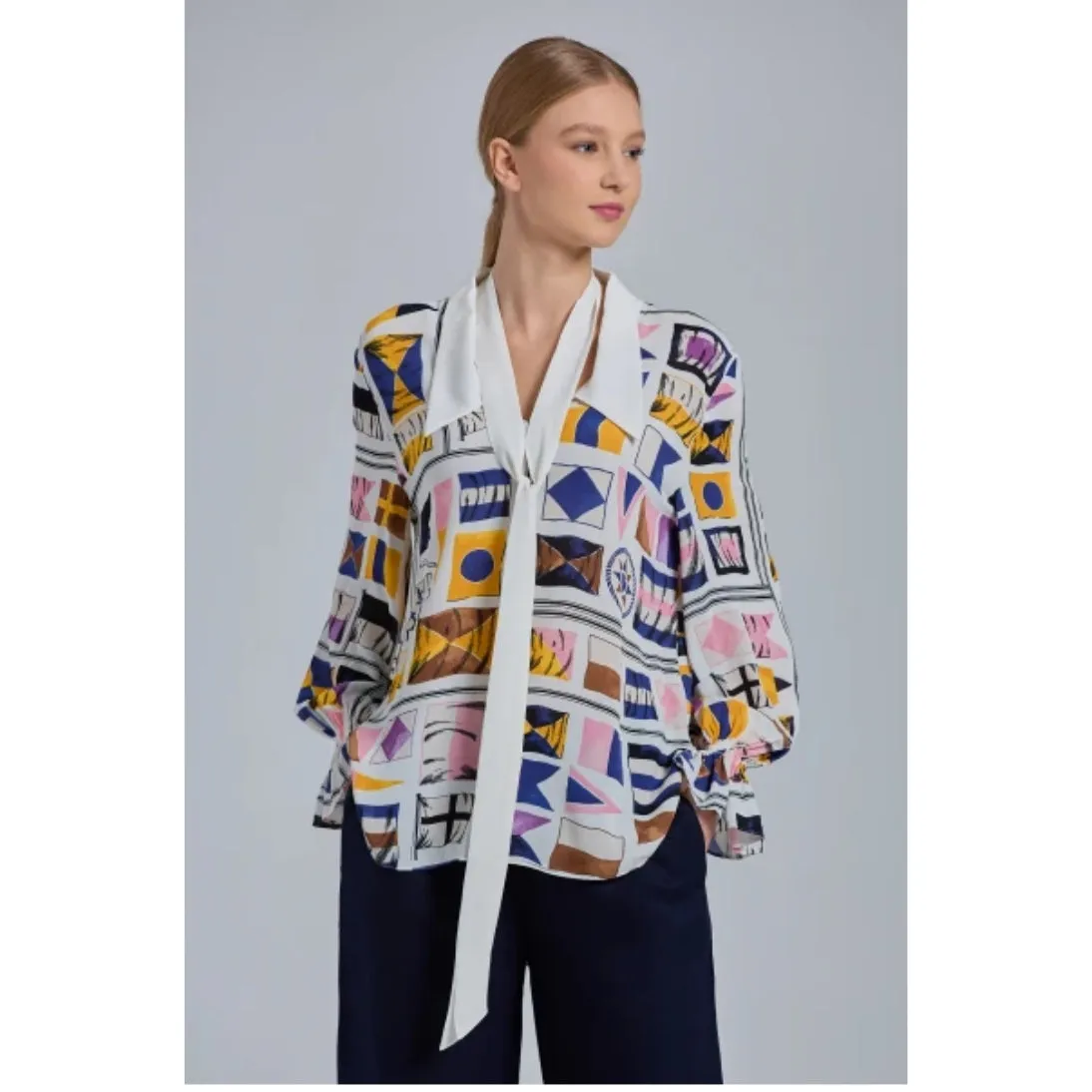 GANT Flag Print Bow Blouse 2074 Caulk White