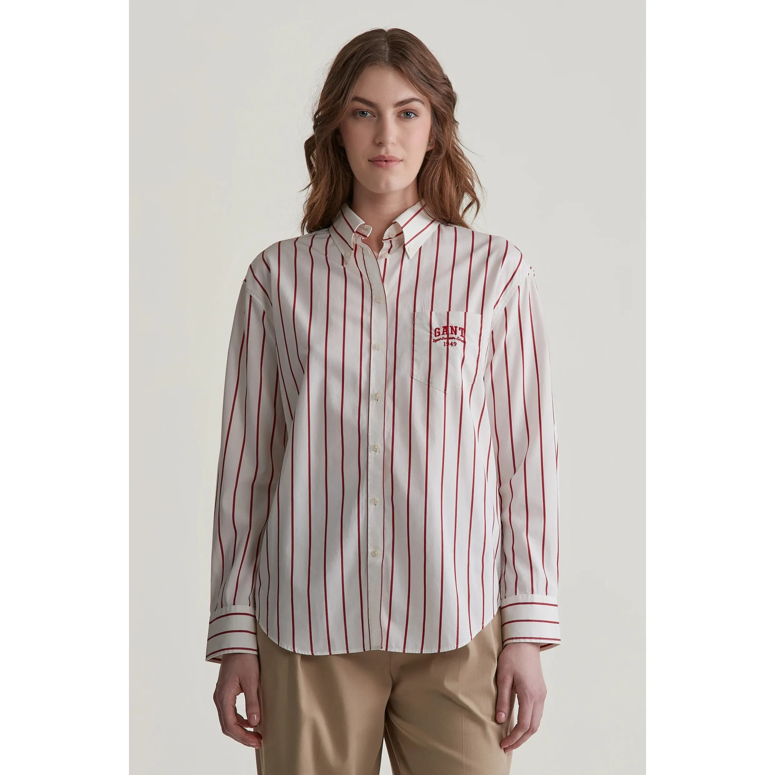 GANT Relaxed Small Graphic Shirt in Ruby Red 4300406