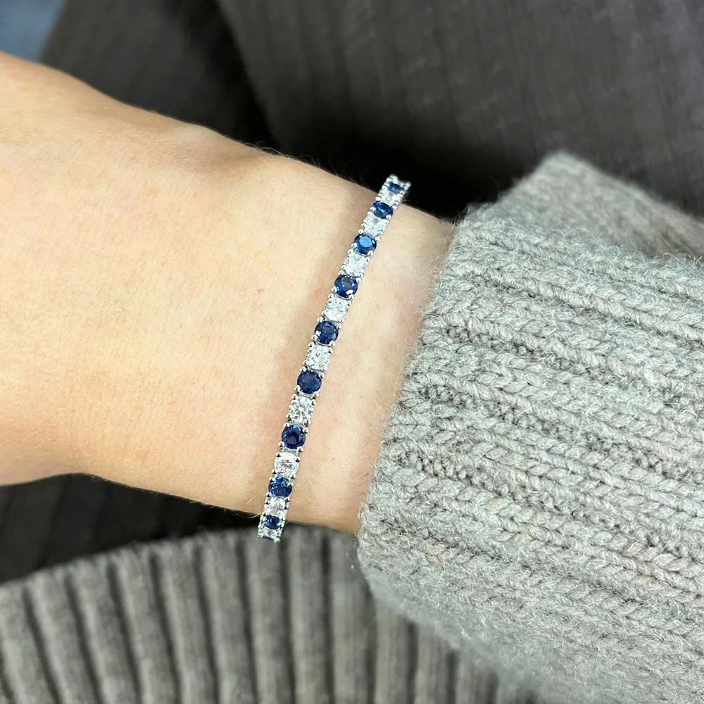 Ladies Sterling Silver Blue Cubic Zirconia Bracelet GVL021