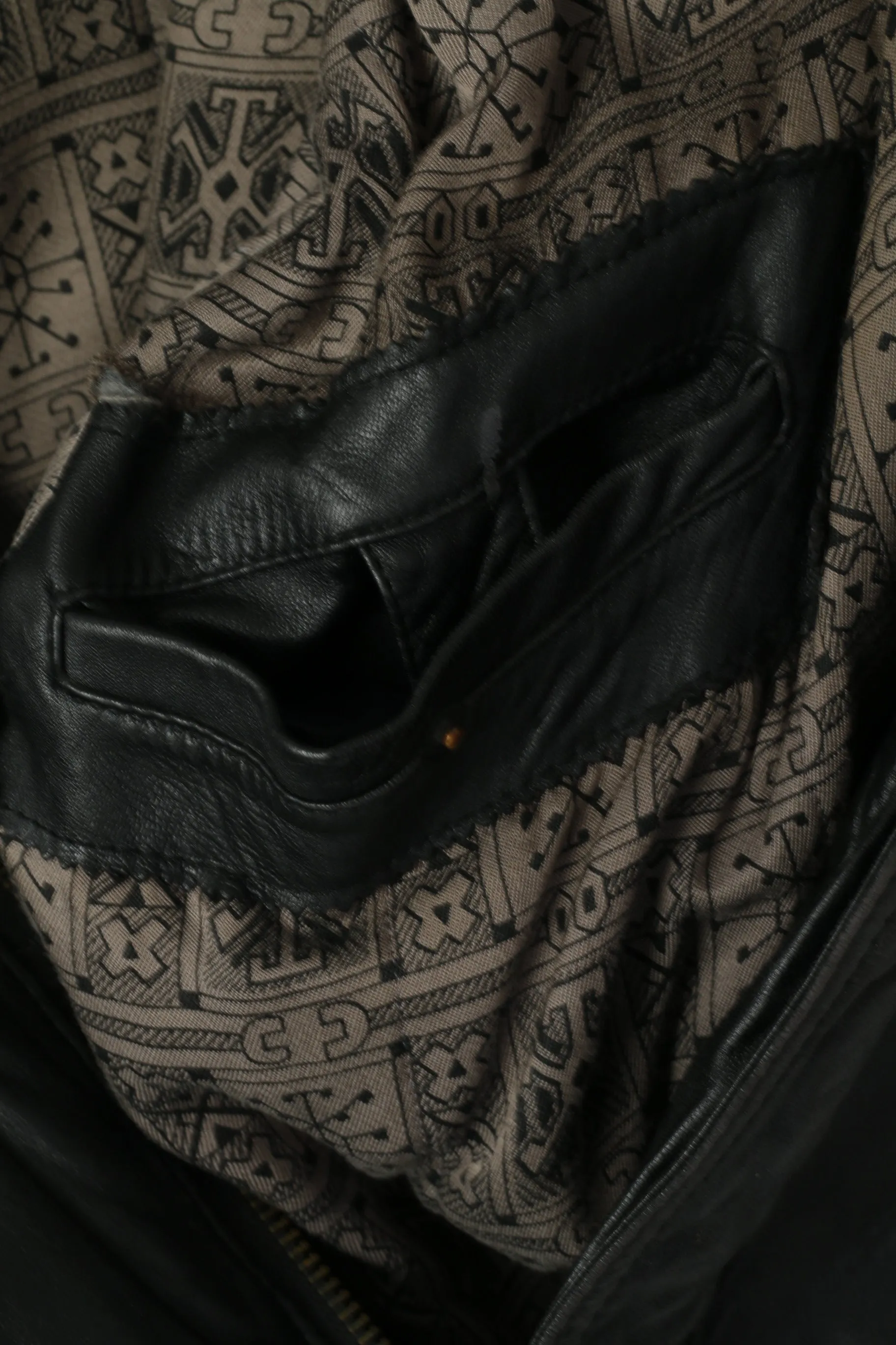 Marcos Men 52 L Bomber Jacket Black Leather Vintage Made In Italy Biker Shoulder Pads