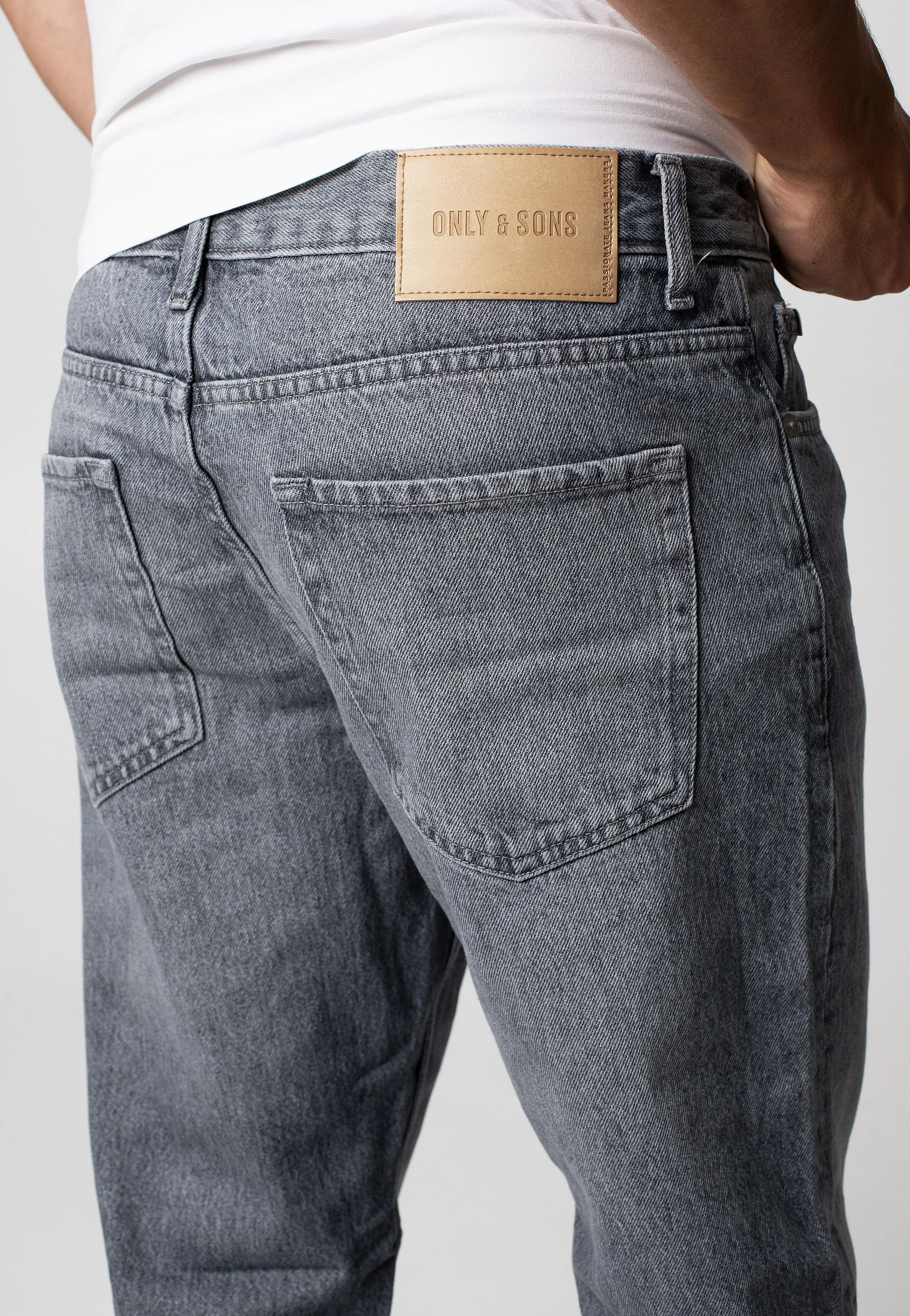 Only & Sons - Edge Straight Medium Grey Denim - Jeans