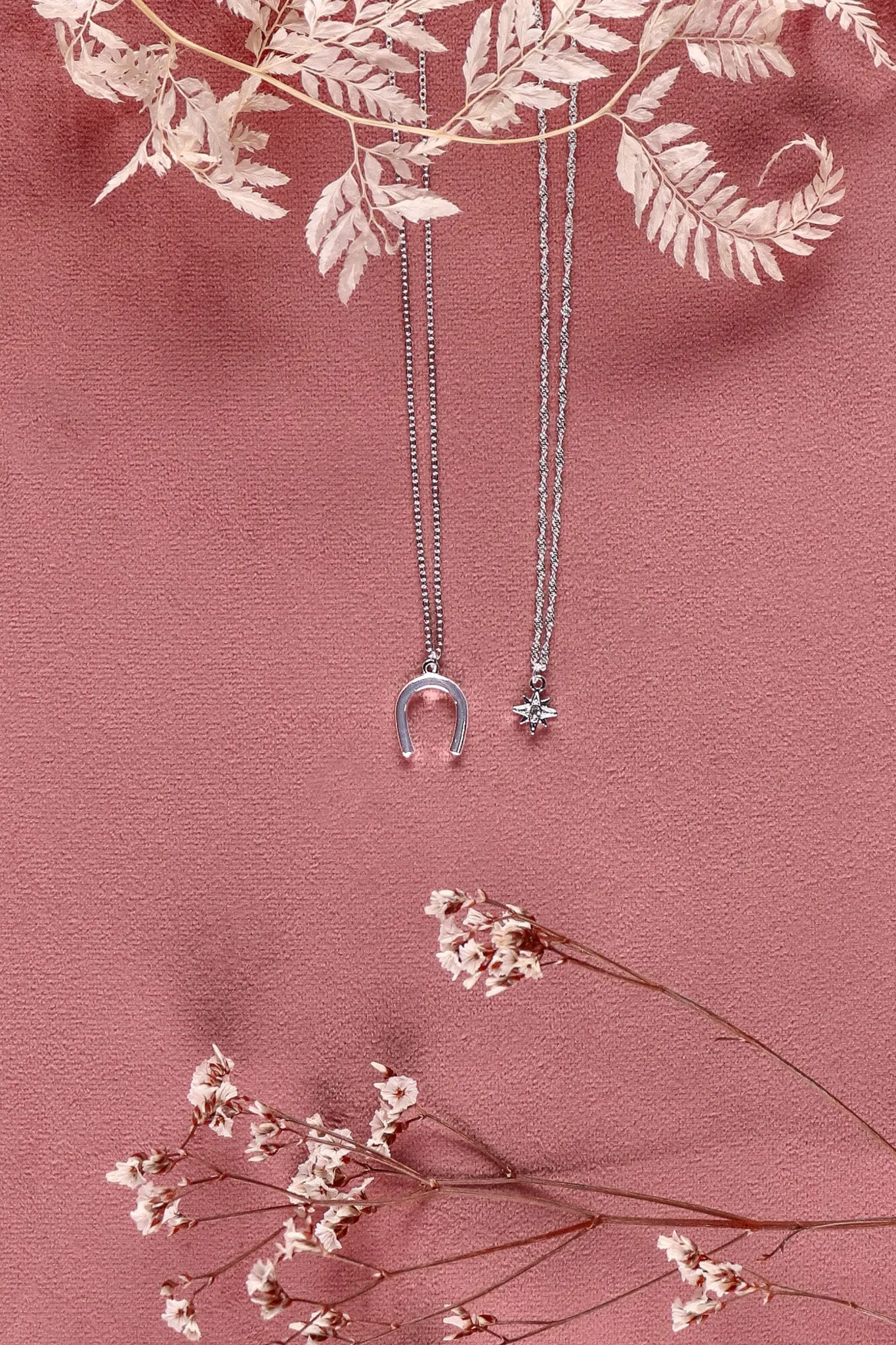 Shine On Label Lucky Necklace Set Silver