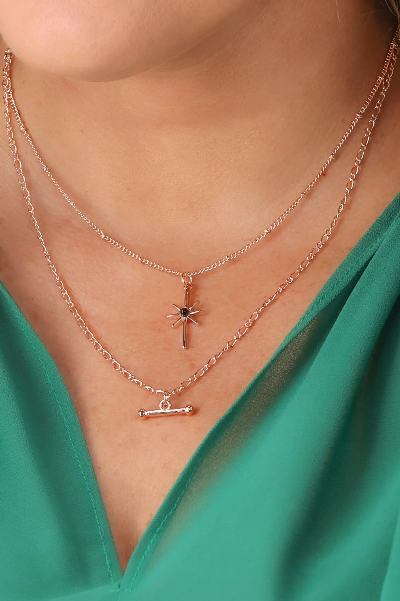 Shine On Label Northern Star Necklace Set Rose Gold