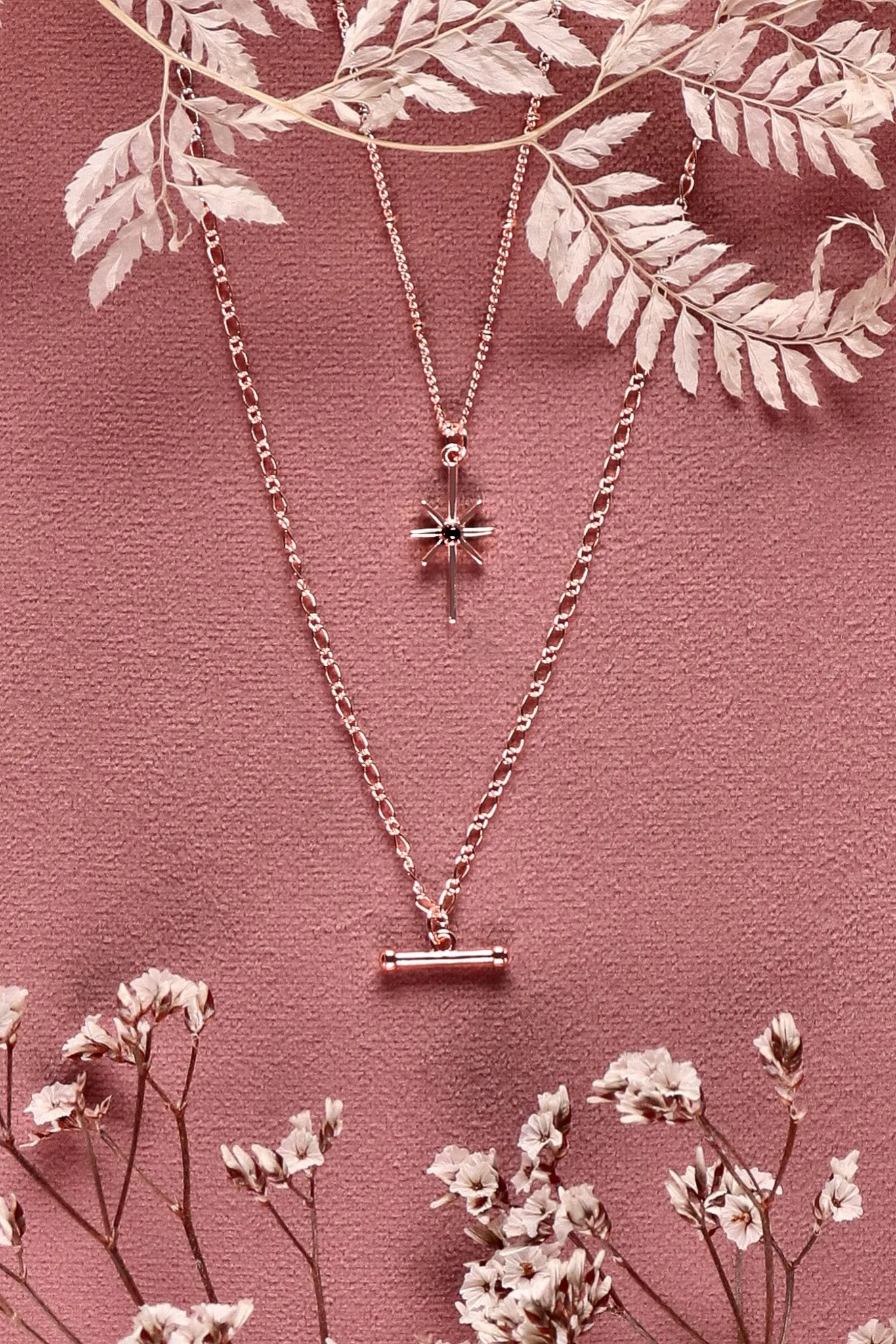 Shine On Label Northern Star Necklace Set Rose Gold